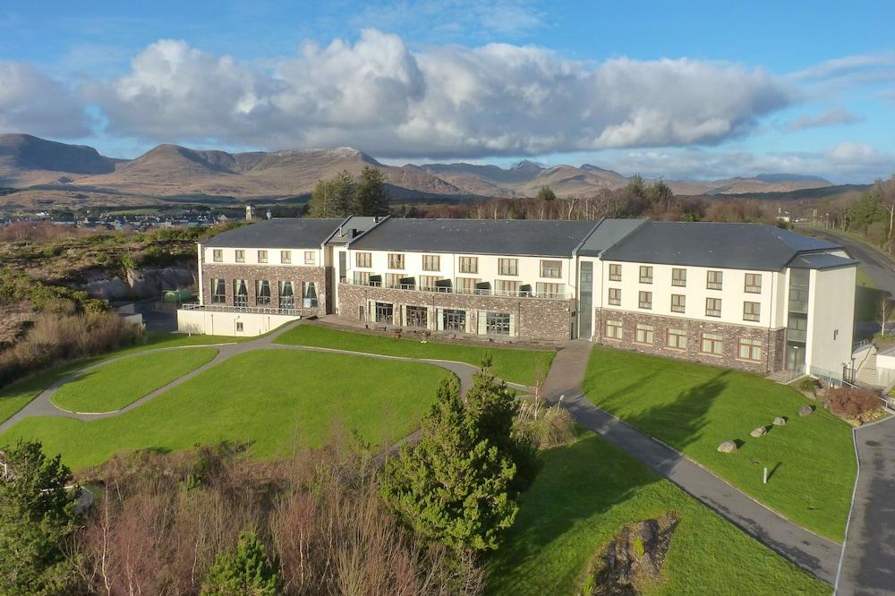 Sneem Hotel 4*