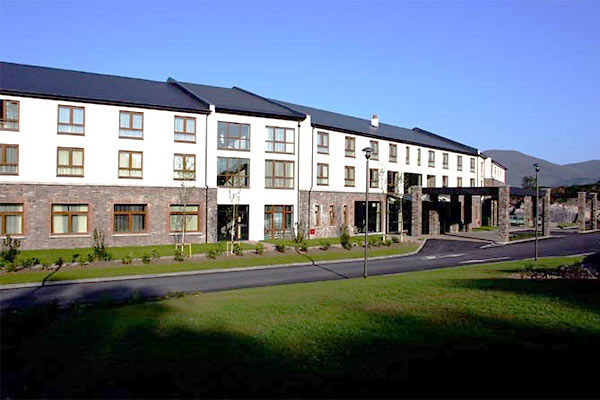 Sneem Hotel 4*